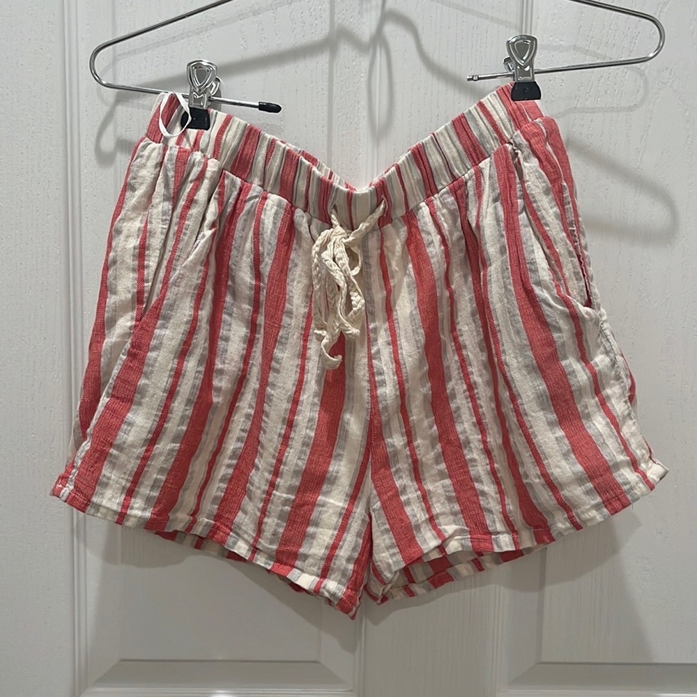 Love Riche Shorts
Excellent Conditions 
Size M
#482C